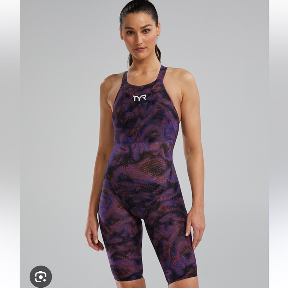 TYR Avictor 2.0 Tech Suit - Size 25